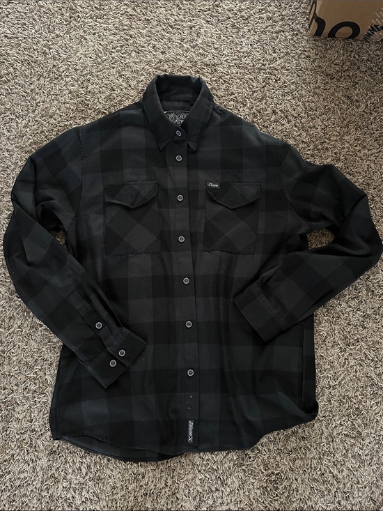 DIXXON Other - Dixxon murked out flannel